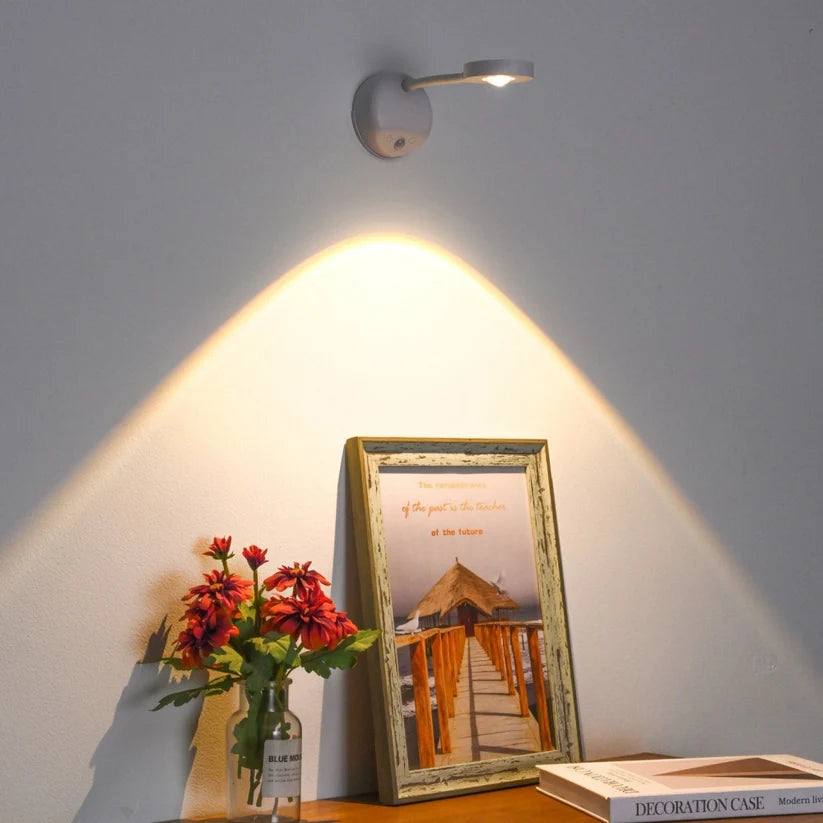 CORDLESS WALL LAMP