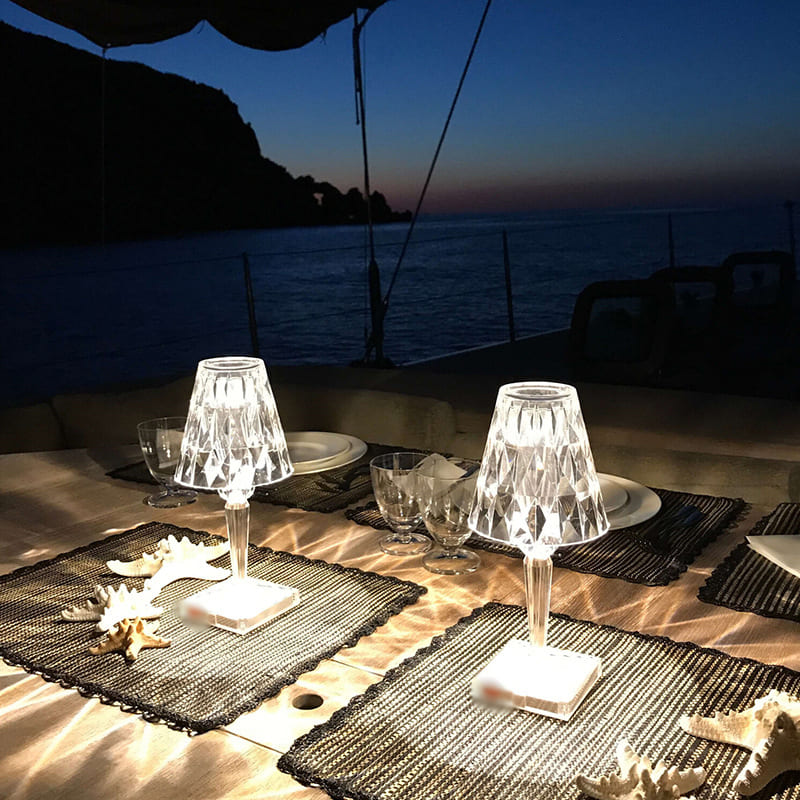 MODERN PORTABLE TABLE LAMP