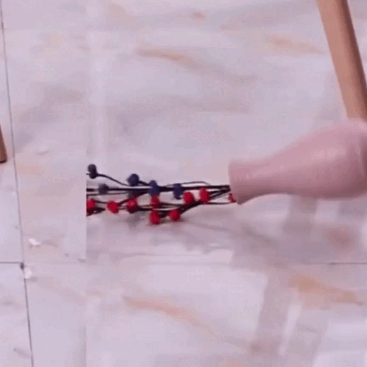 MODERN MINIMALIST VASE